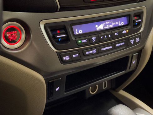 Used 2020 Honda Pilot EX-L image 90