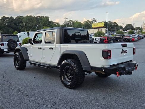 Used 2021 Jeep Gladiator Rubicon AWD/4WD image 6