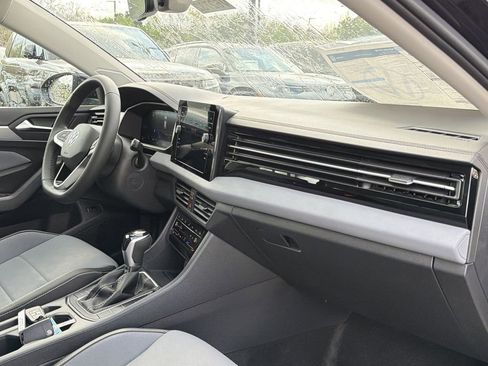 New 2026 Volkswagen Jetta SE FWD image 18