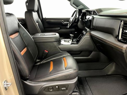 Certified 2022 GMC Sierra 1500 AT4 w/ AT4 Premium Package image 41