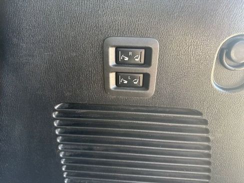 Used 2020 Nissan Armada SL w/ Premium Package image 29