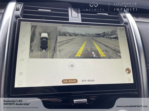 Used 2023 Land Rover Discovery S R-Dynamic image 22