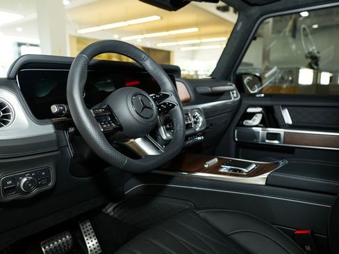 Certified 2026 Mercedes-Benz G 550 image 2