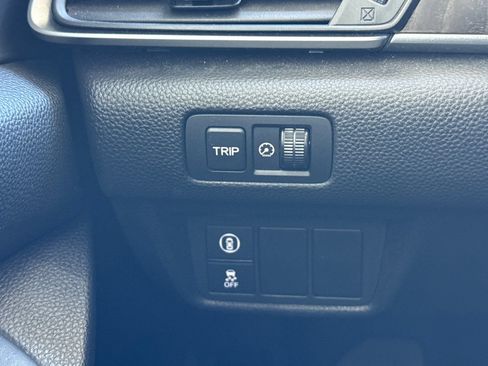 Used 2018 Honda Accord EX image 38