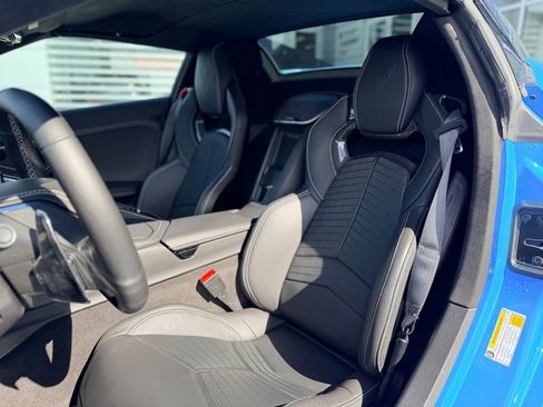 Used 2024 Chevrolet Corvette Stingray Premium Conv w/ Stealth Interior Trim Package image 12