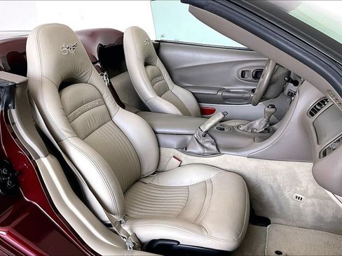 Used 2003 Chevrolet Corvette Convertible w/ Preferred Equipment Group1 RWD image 9