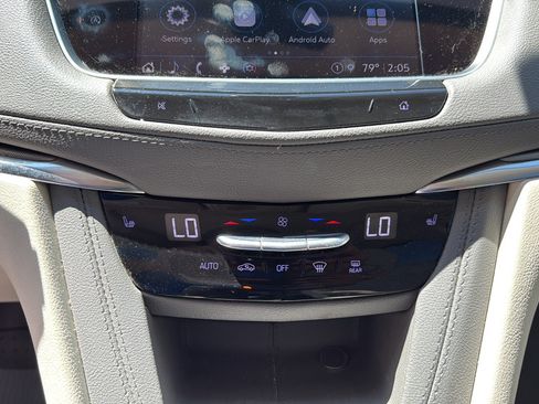 Used 2022 Cadillac XT5 Premium Luxury w/ Technology Package AWD/4WD image 38