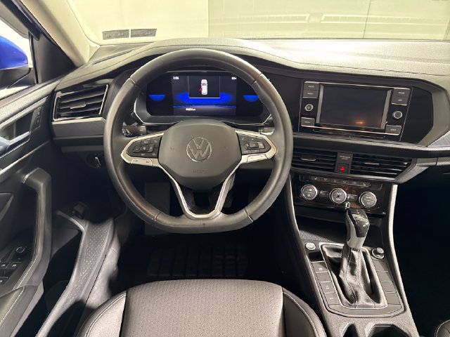 Used 2022 Volkswagen Jetta SE FWD image 23