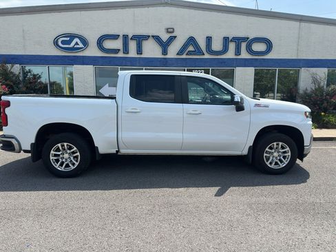 Used 2021 Chevrolet Silverado 1500 LT w/ Z71 Off-Road Package AWD/4WD image 3