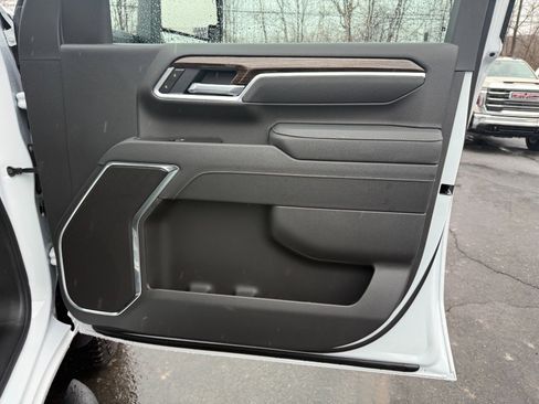 New 2026 GMC Sierra 3500 SLE w/ SLE Value Package image 22