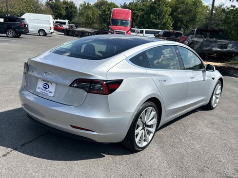 Used 2018 Tesla Model 3 Long Range AWD/4WD image 3