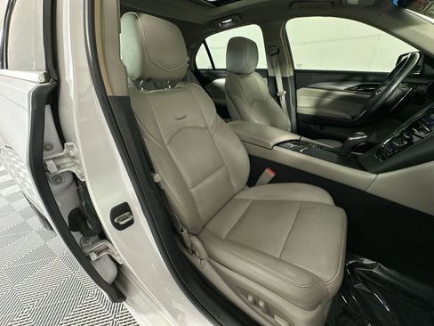 Used 2019 Cadillac CTS Sedan w/ Seating Package RWD image 27