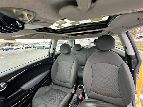 Used 2009 MINI Cooper Hardtop image 19