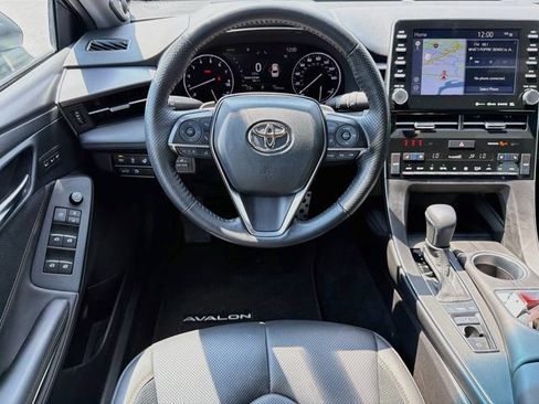 Used 2022 Toyota Avalon Touring w/ Carpet Mat Package (TMS) FWD image 23