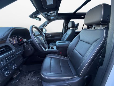 Used 2021 Chevrolet Tahoe Premier image 9