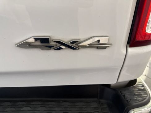 Used 2022 RAM 1500 Big Horn AWD/4WD image 17
