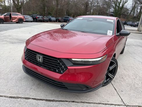 Certified 2025 Honda Accord Sport image 1