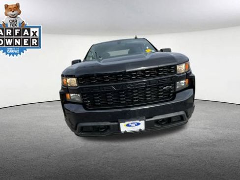 Used 2022 Chevrolet Silverado 1500 Custom w/ LPO, Dark Essentials Package AWD/4WD image 3