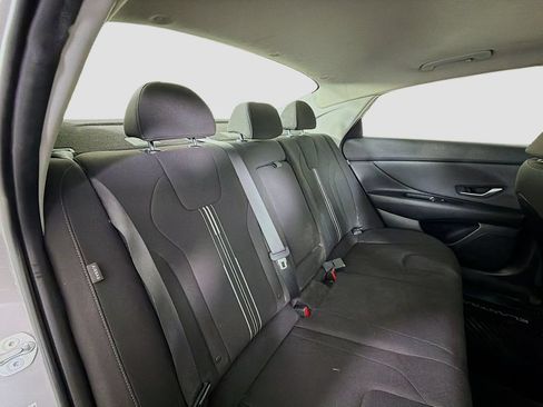 Used 2024 Hyundai Elantra SEL w/ Convenience Package FWD image 29