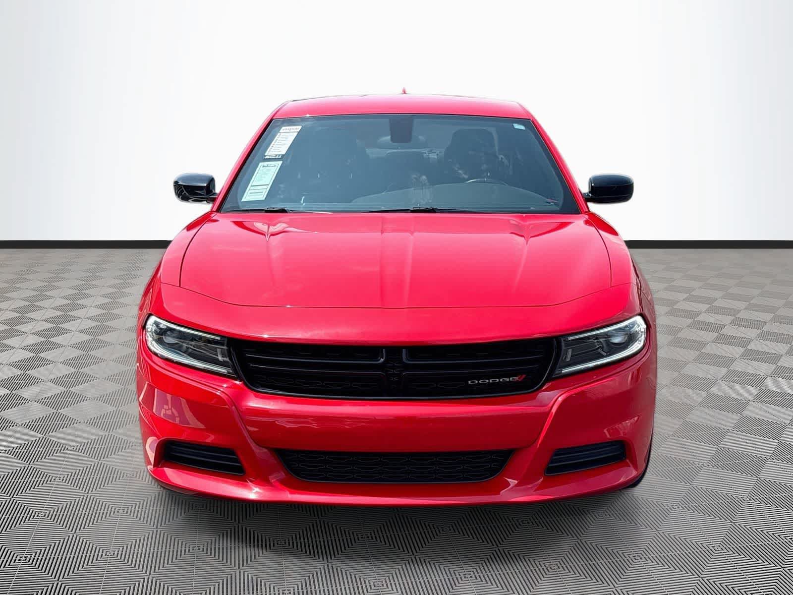 Used 2023 Dodge Charger SXT RWD image 2