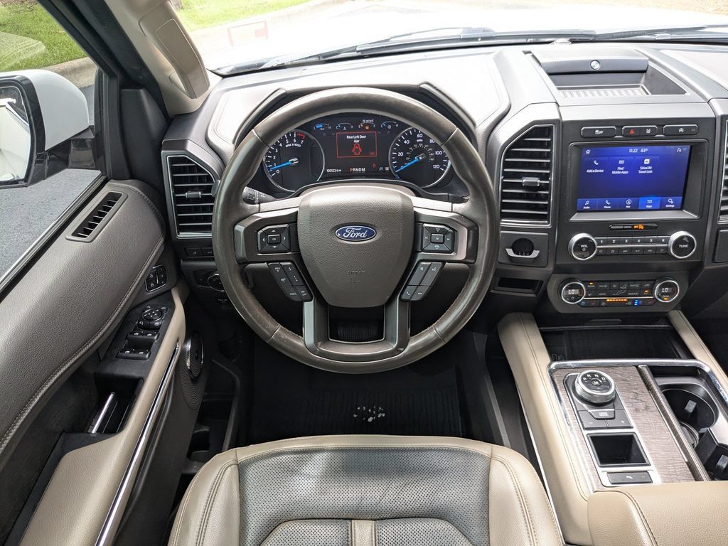 Used 2021 Ford Expedition Limited RWD image 15