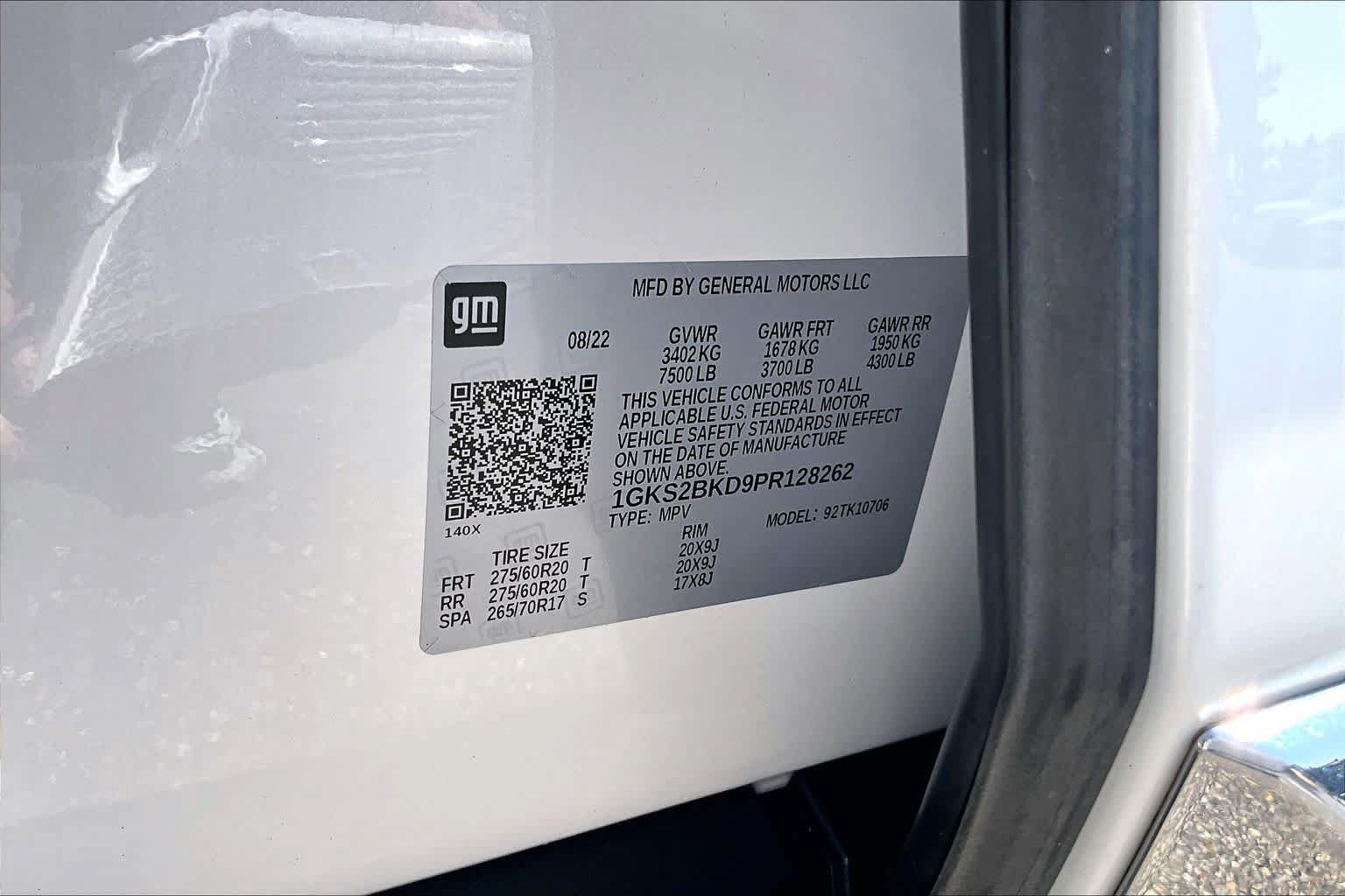 Used 2023 GMC Yukon SLT AWD/4WD image 32