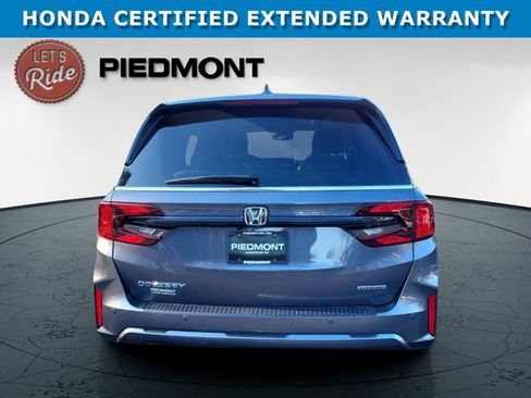 Used 2025 Honda Odyssey Touring image 8