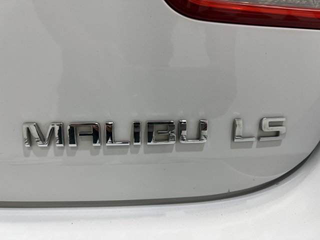 Used 2015 Chevrolet Malibu LS FWD image 23
