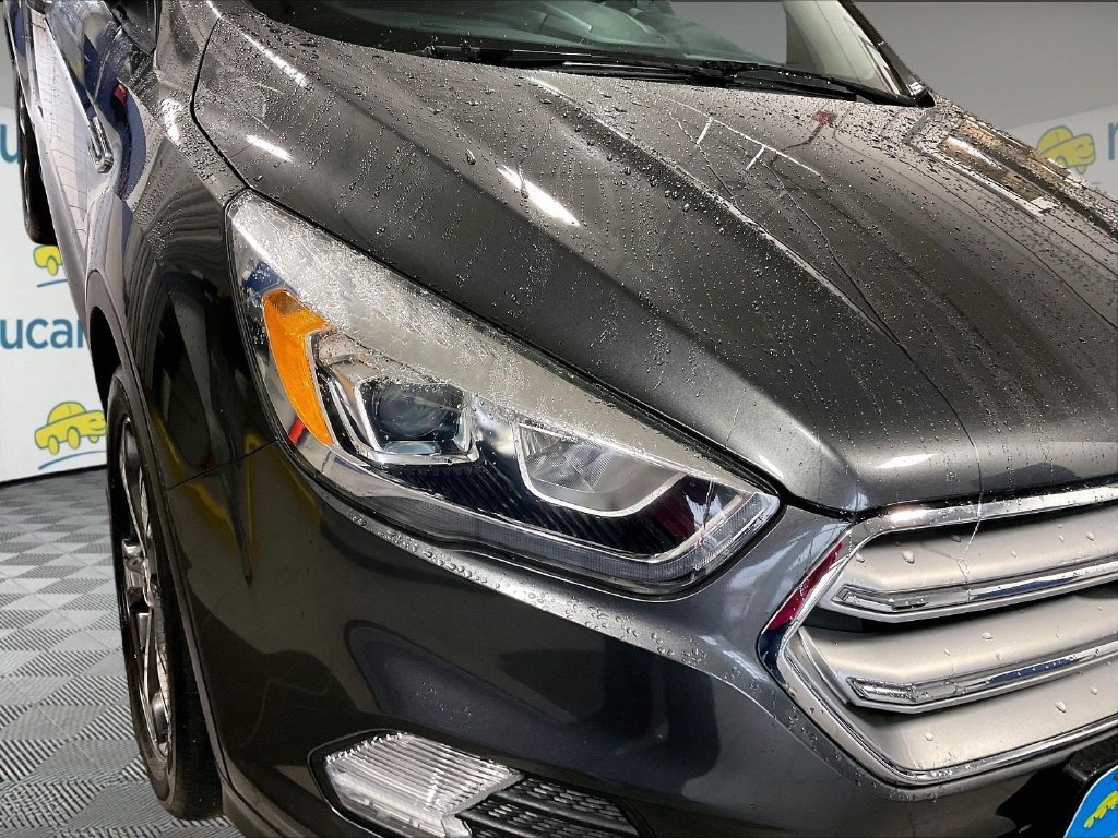Used 2017 Ford Escape SE w/ SE Leather Comfort Package AWD/4WD image 33