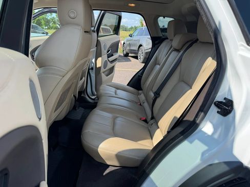 Used 2017 Land Rover Range Rover Evoque SE AWD/4WD image 21