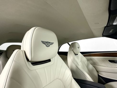 Certified 2024 Bentley Continental GT V8 image 22