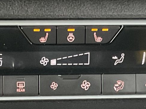 Used 2019 Nissan Altima 2.5 SV AWD/4WD image 15