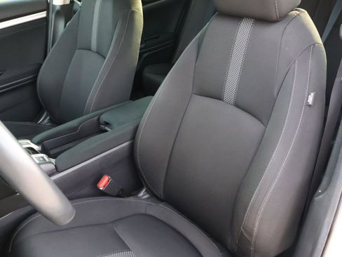 Used 2019 Honda Civic EX image 13
