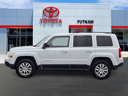 Used 2016 Jeep Patriot Sport w/ Power Value Group image 7