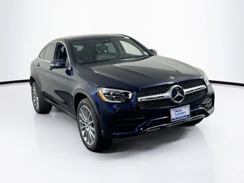 Used 2023 Mercedes-Benz GLC 300 4MATIC Coupe image 3