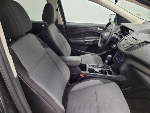 Used 2017 Ford Escape SE image 21