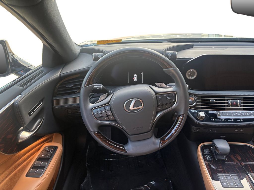 Used 2024 Lexus LS 500 w/ Interior Upgrade Package RWD image 13