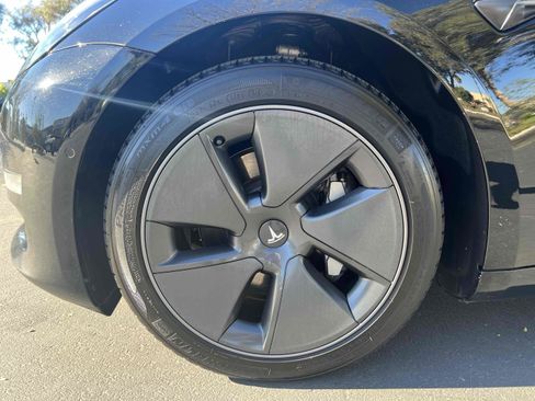 Used 2022 Tesla Model 3 image 77