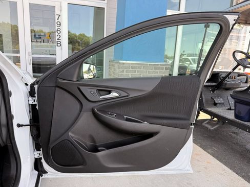 Used 2024 Chevrolet Malibu LT FWD image 20
