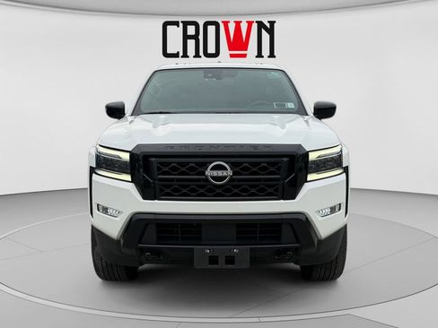 Used 2023 Nissan Frontier SV w/ Midnight Edition Package AWD/4WD image 8