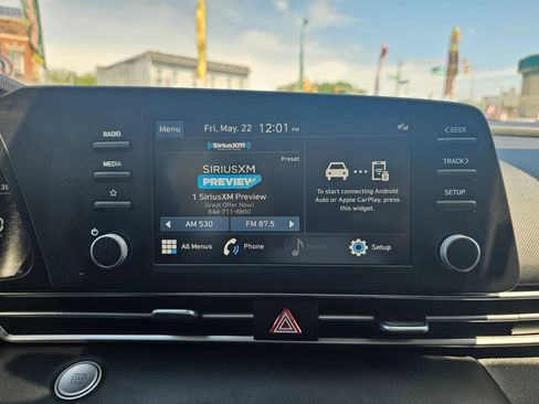 Used 2023 Hyundai Elantra SEL w/ Preferred Accessory Package FWD image 18