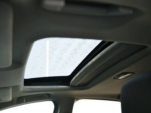 Used 2021 Honda HR-V EX image 17