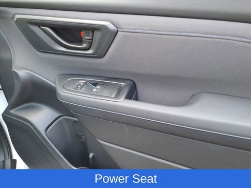 Certified 2025 Subaru Forester Premium AWD/4WD image 9