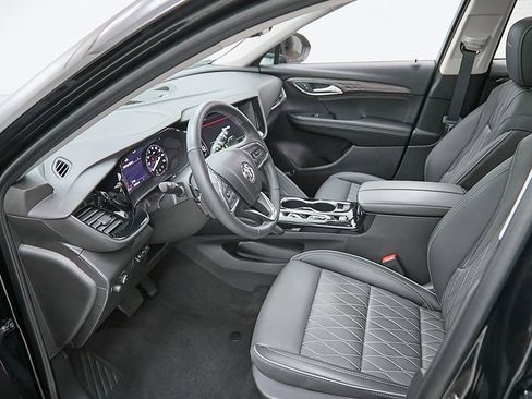 Used 2023 Buick Envision Avenir image 21