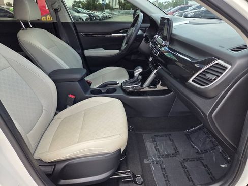 Used 2023 Kia Seltos EX AWD/4WD image 16