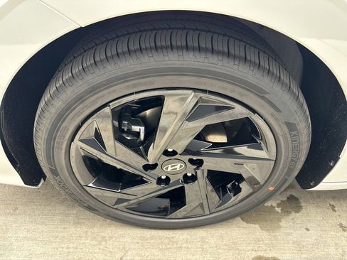 New 2026 Hyundai Elantra SEL Sport image 22