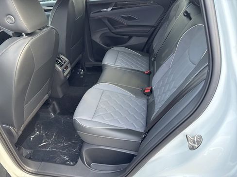 New 2026 Volkswagen Tiguan SEL R-Line image 6