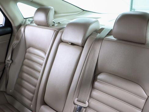 Used 2019 Ford Fusion SEL image 24