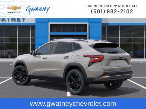 New 2026 Chevrolet Trax ACTIV FWD image 3