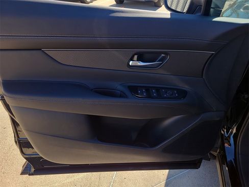 New 2026 Nissan Murano SV image 14